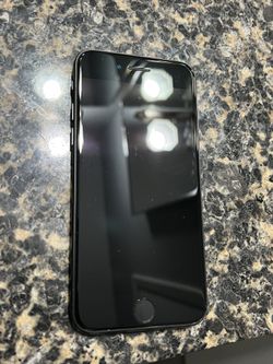 iPhone SE 64GB