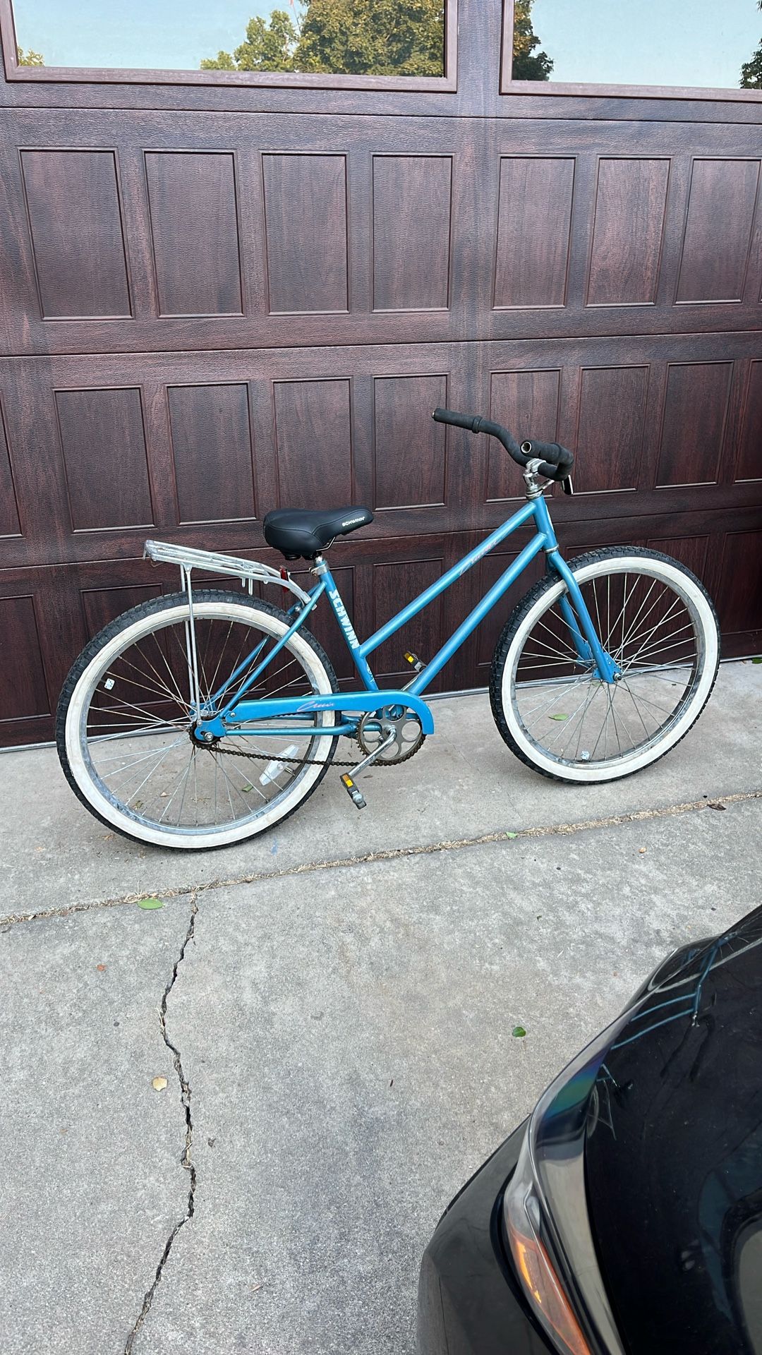 Vintage Schwinn cruiser 26 inch BMX style bike bicycle