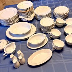 Noritake 6438 Buckingham China White Floral With Platinum Trim