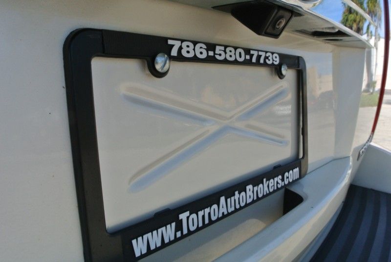 Escalade Diamond White Tricoat