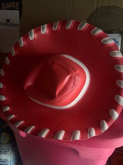 Woody hat