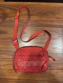 Supreme Shoulder Bag FW18 Red