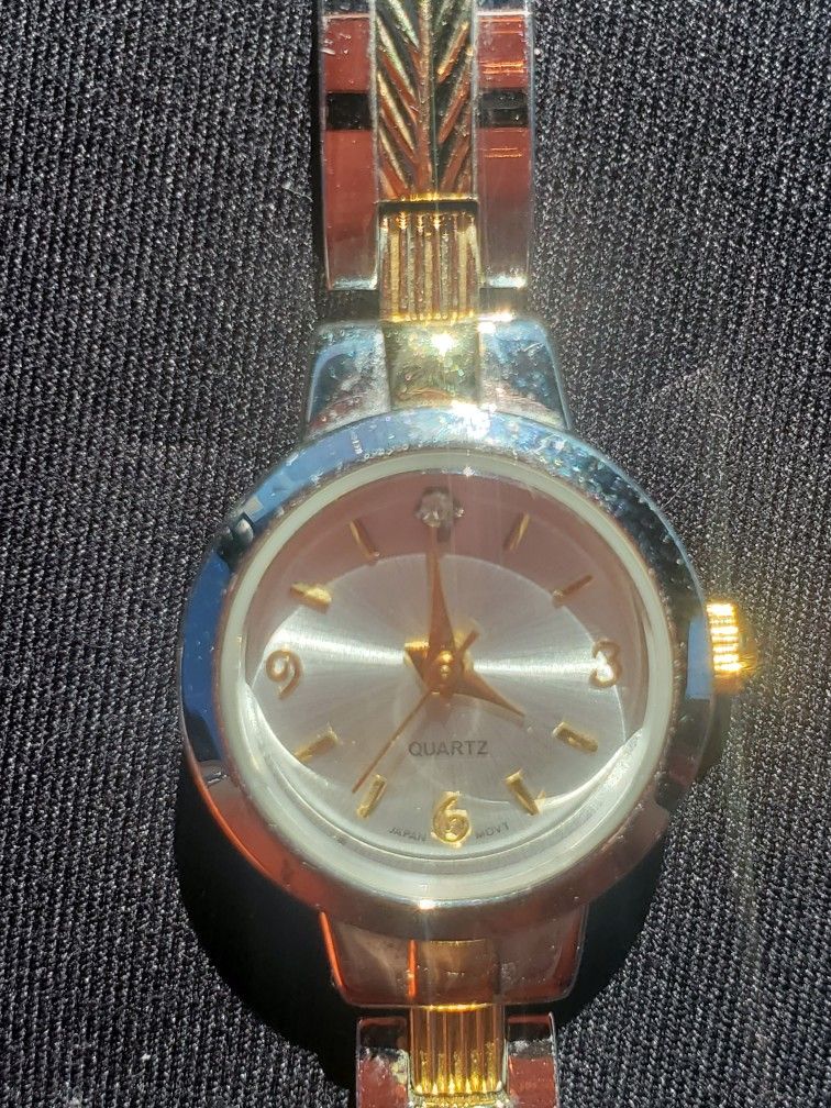 Vintage Womens GOLD Watch