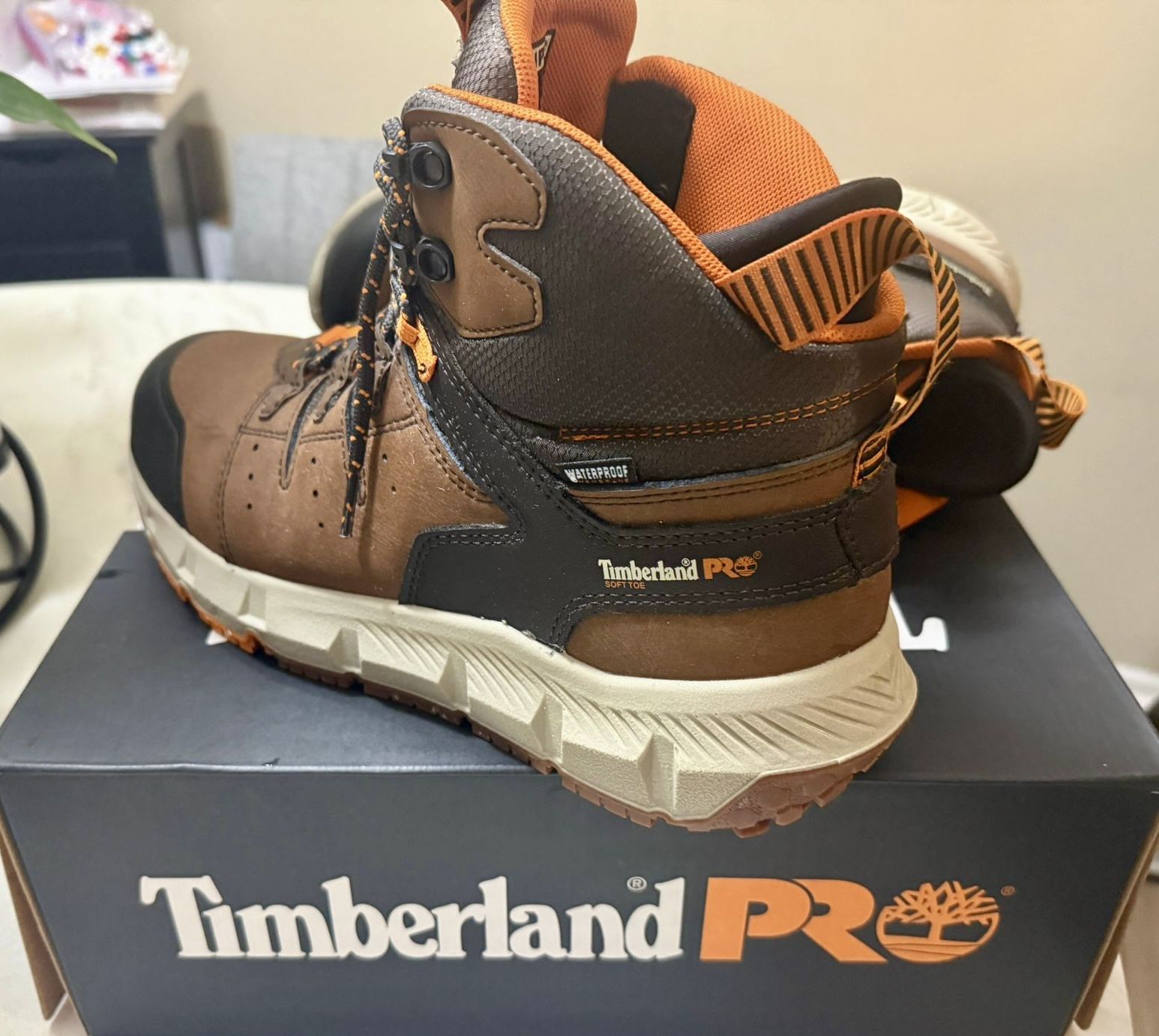 Timberland Men’s Waterproof Boots Size 11