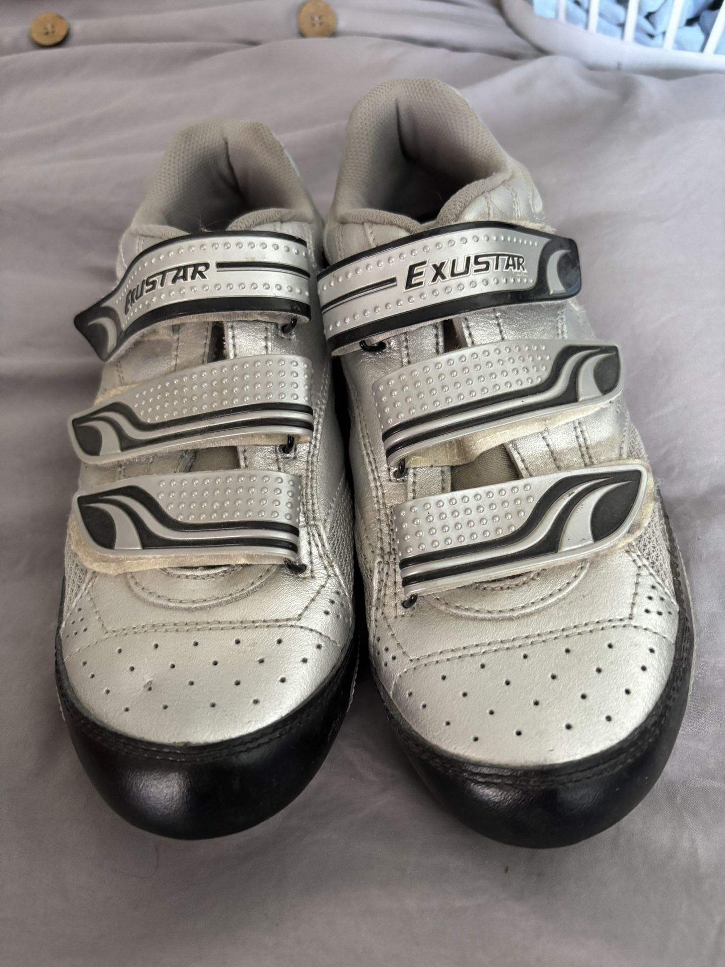 Exustar Cycling Shoes Size 41 No Clips 
