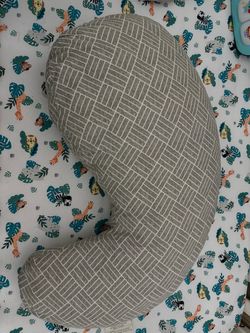 Breast feeding pillow