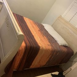 Ornate Full Size Wooden Bed