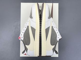 Travis Scott Jordan 1 Reverse Mocha 10.5M