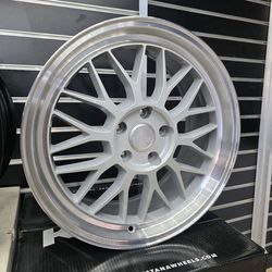 18inch silver wheels for sale 5×114.3 we do financing same as cash