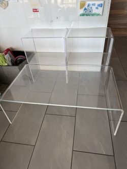 Acrylic End Tables And Coffee Table