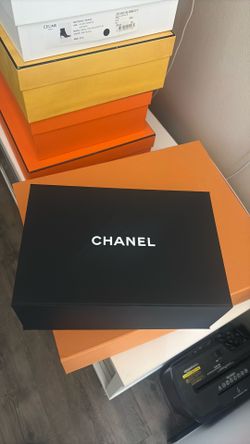 Chanel Box