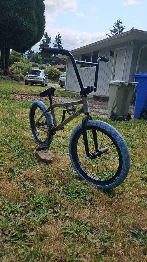 Cult Crew BMX