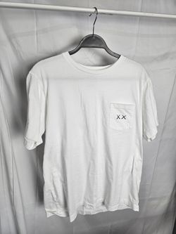 KAWS x SESAME STREET Uniqlo UT Men's LARGE T-Shirt