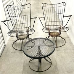 Vintage Homecrest Patio Furniture Table And Chairs