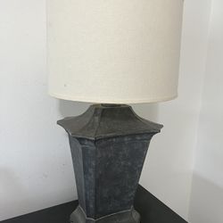 2 Lamps 