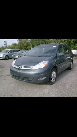 2006 TOYOTA SIENNA LIMITED