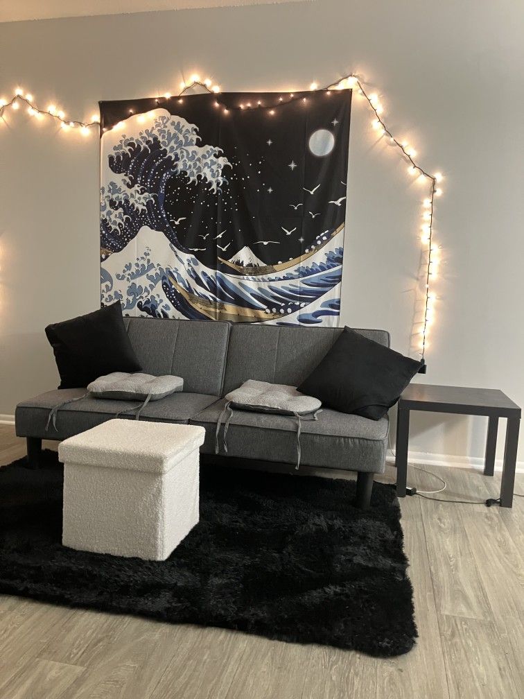 Futon (Like New)