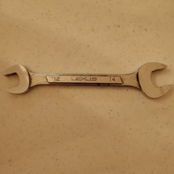 LEXUS WRENCH