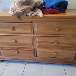 Dresser & Two Night Stands