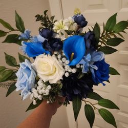 Bridesmaud Bouquets (6)