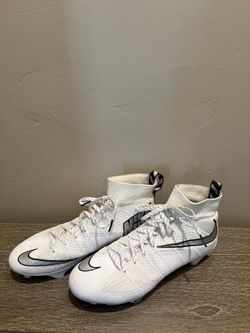 Nike Mens Vapor Edge 360 Untouchable Mid Football Cleats
