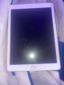 Si lo quiere comprar, por favor manda un mensaje todavía sirve y todo iPad Air 2 ￼