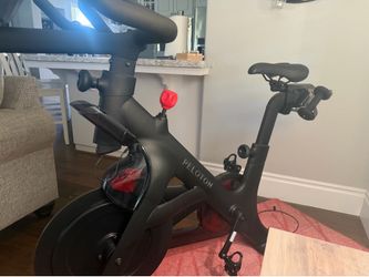 Peloton  Bike Plus