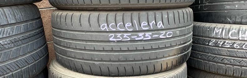 1x Used tire 235/35/20 Accelera