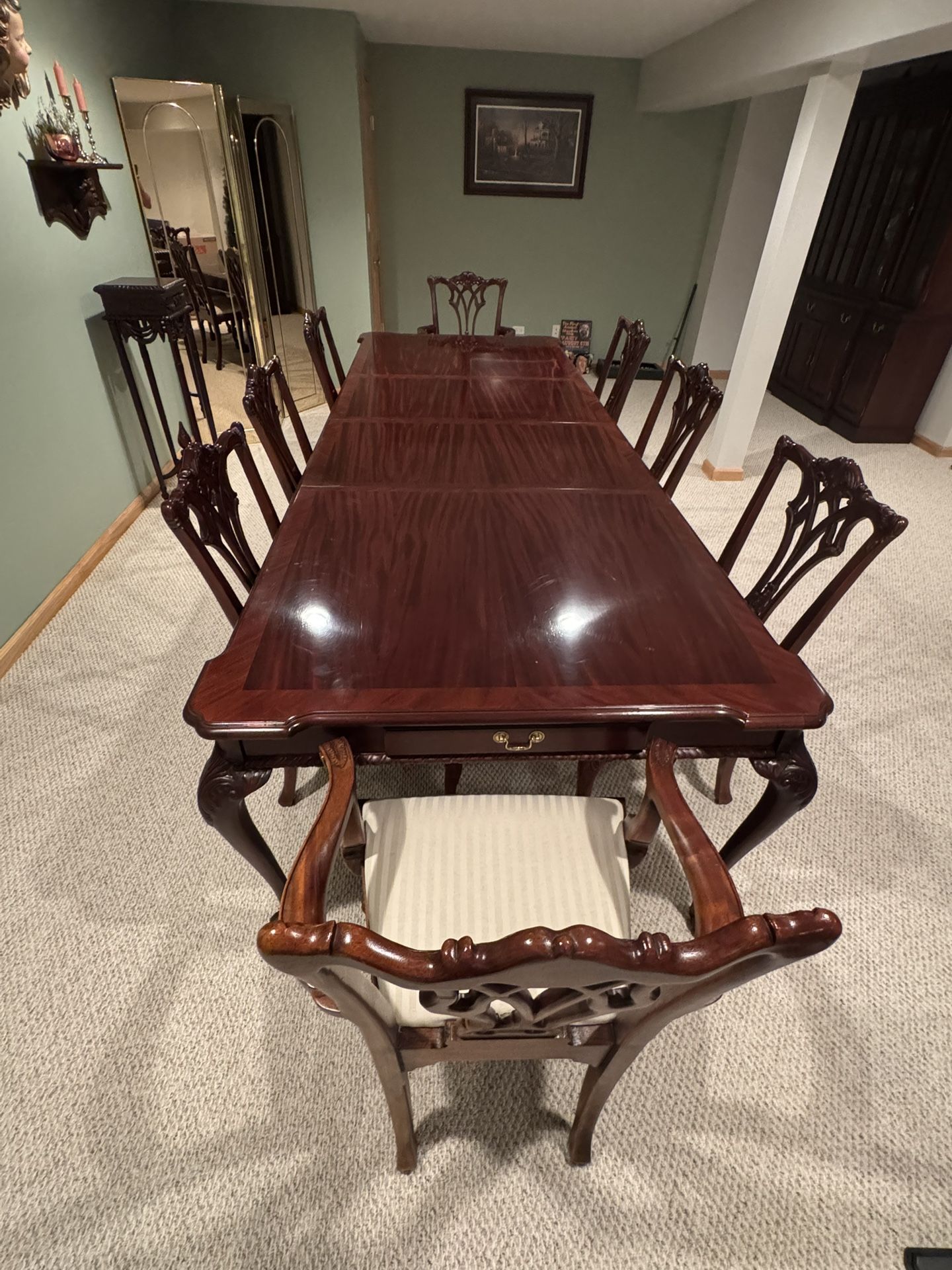 Mahogany, Taylor Lexington Dinning Room Table