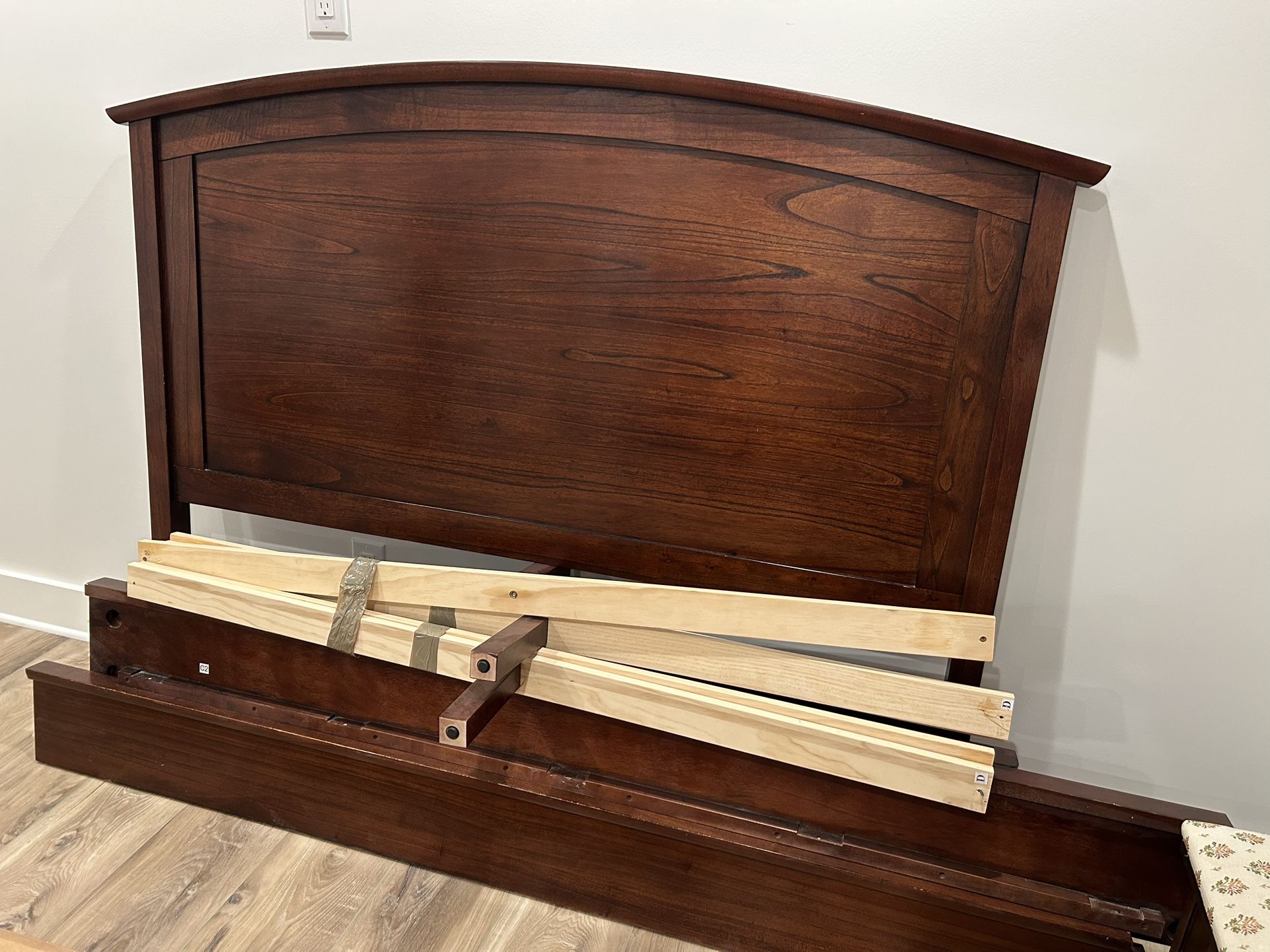 Pottery Barn Queen Size Bed