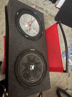 Kickers 12” box included