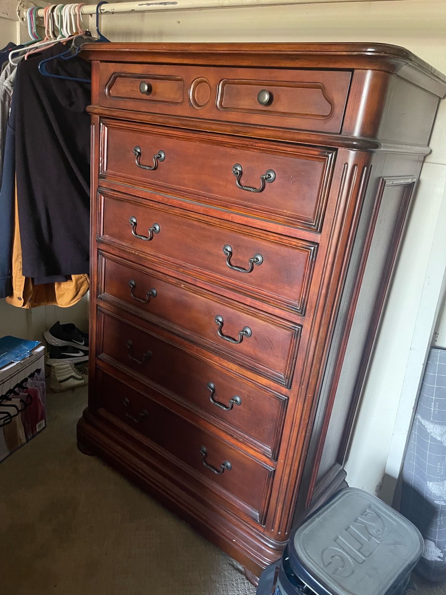 Dresser