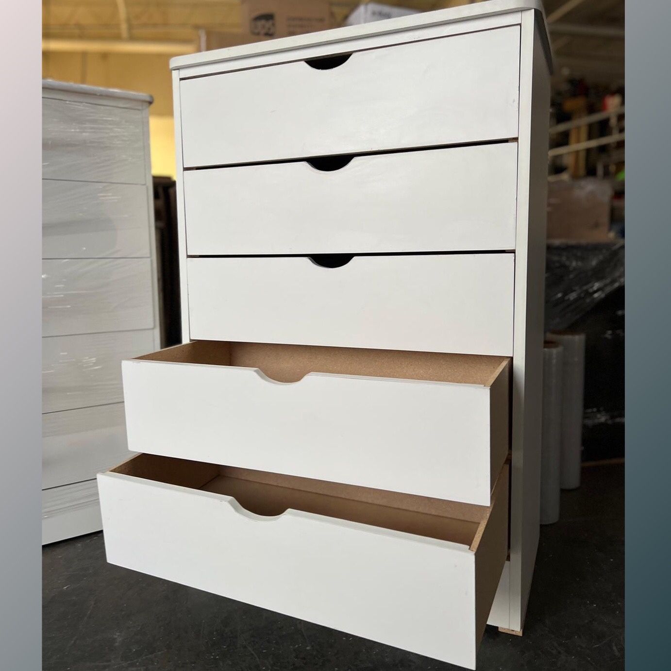 Dresser No Knobs