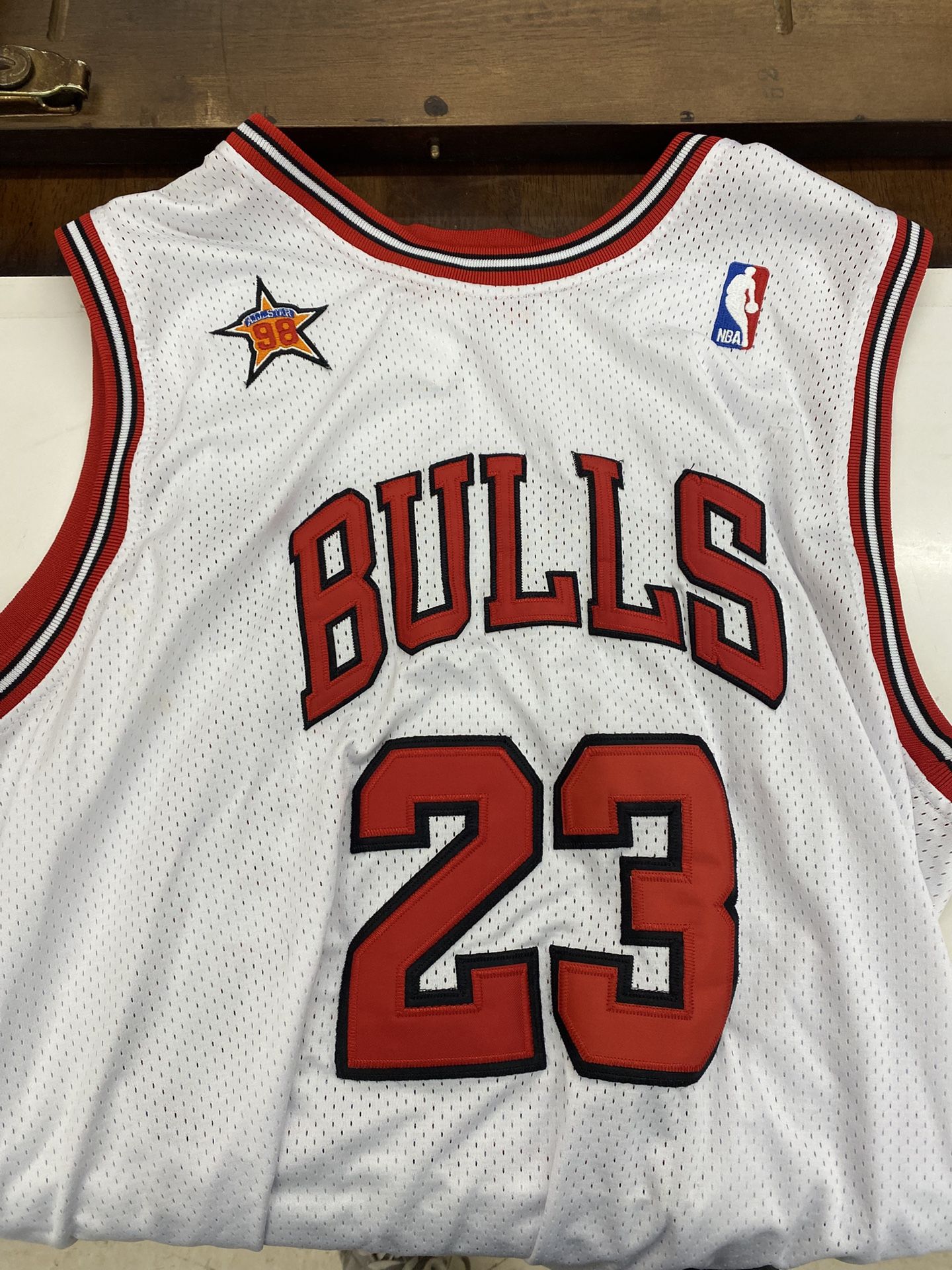 XL Jordan Jersey 23