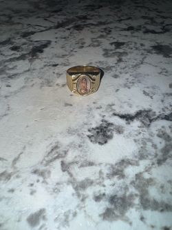 gold ring