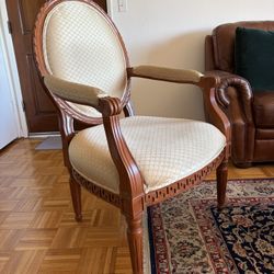 Louis XVI  Vintage accent chair