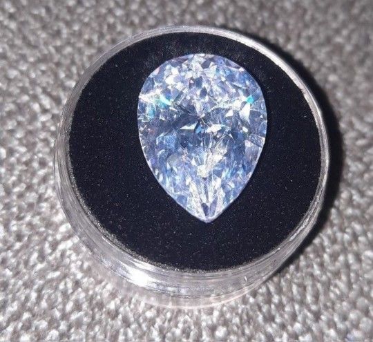 NEW 9CT Loose White Moissanite Pear Shaped Flawless