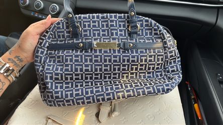Tommy Hilfiger blue purse