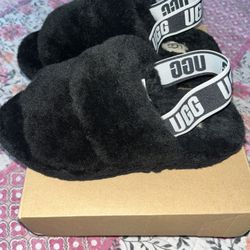 UGG Wmns Fluff Yeah Slide Sandal