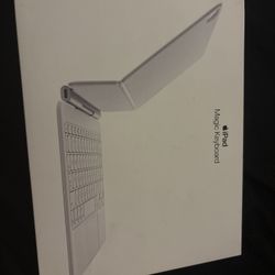 iPad Magic Keyboard Gen 11