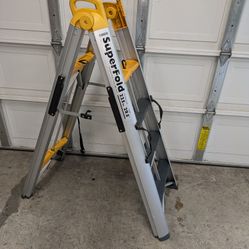 Cosco Superfold Travel Ladder