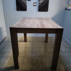 Table For Sell Comes With 4 Chairs And One Long Chair