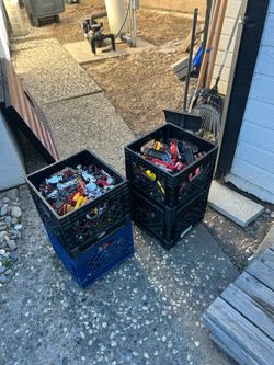 Garage Sale @ 2864 Honeysuckle way! 7/11/26 @ 10am