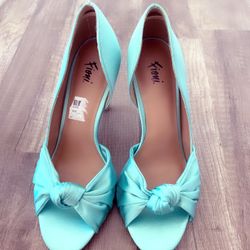 Green Pumps Heels Brand New Women Shoes Luxury Size 6