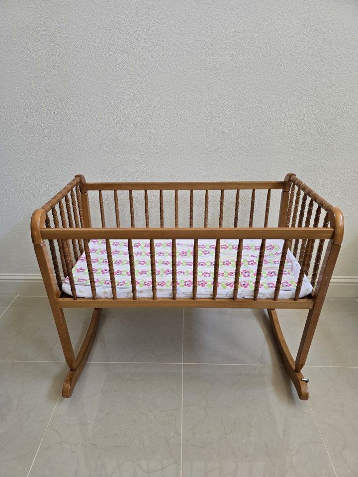 Baby Rock Crib