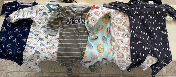 Baby boy clothes/ sleep and play