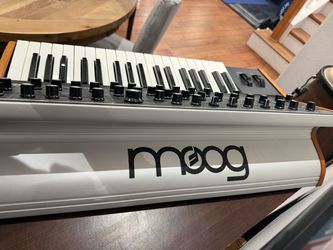 Moog Sub 37 Tribute Edition Analog Synthesizer – Excellent Condition