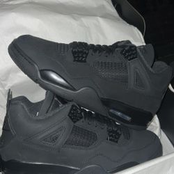 Air Jordan Retro 4 MEN ‘ Black Cat ‘ 🐈‍⬛ 