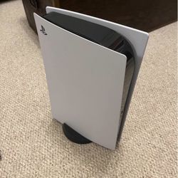PLAYSTATION 5 CONSOLE  