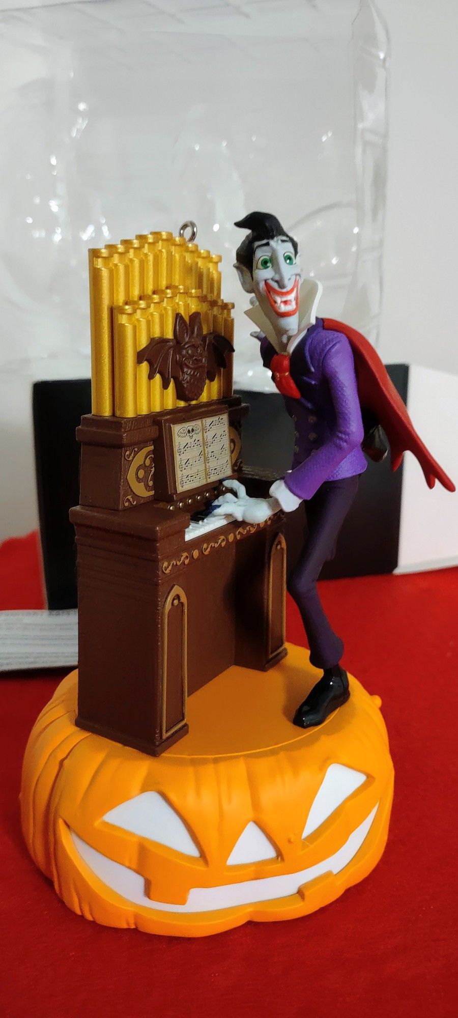 Hallmark Halloween Ornament 2019 Monster Mash Collection Dracula on Organ; comes in its original protective box; does not include the Transformer; sol